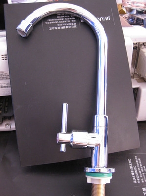 金華市建華水暖衛(wèi)浴批發(fā) 廚房龍頭與衛(wèi)浴潔具產品全覽